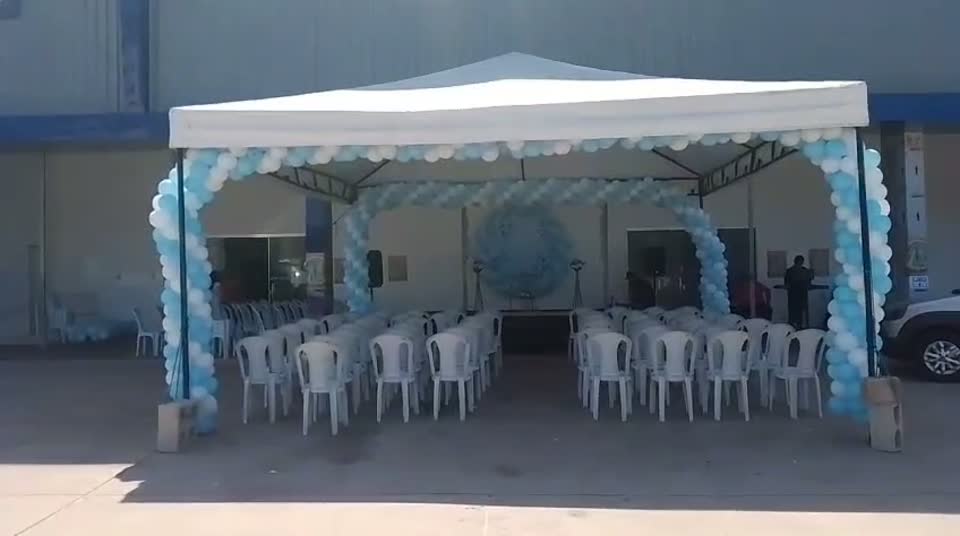 Palco e Iluminação em Evento Noturno — Palco e Iluminação em Belém-PA